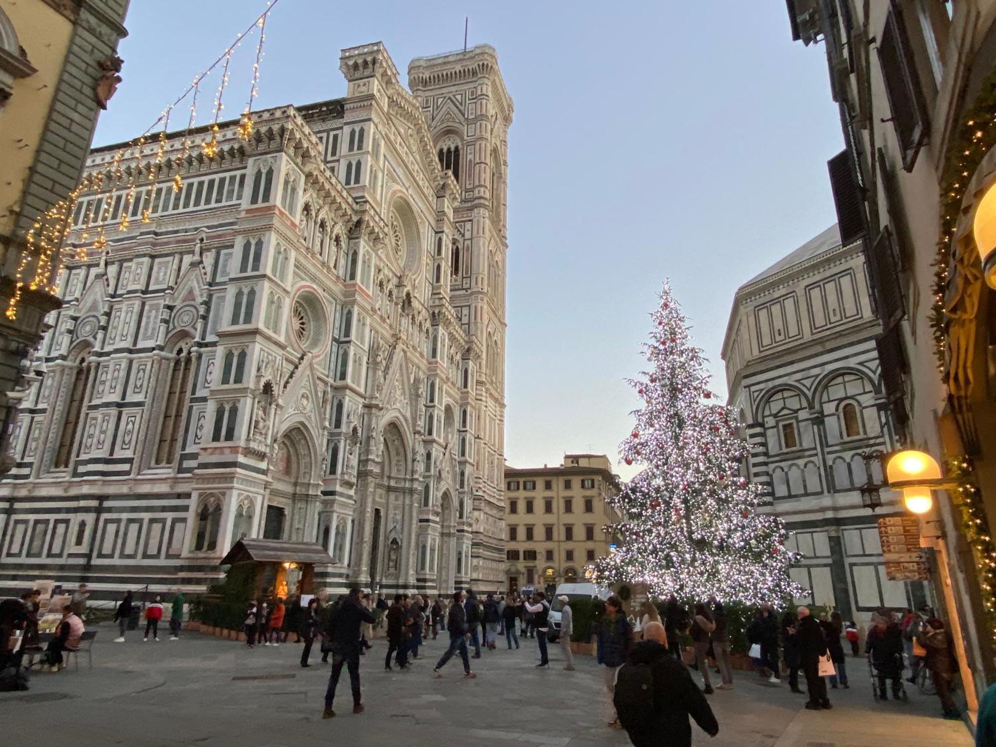 דירות Un Bacio A Firenze מראה חיצוני תמונה