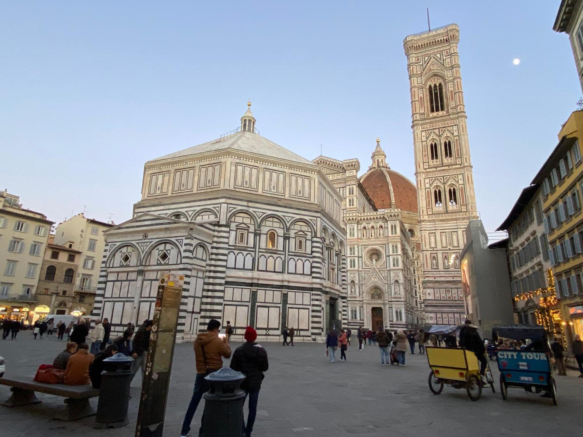 דירות Un Bacio A Firenze מראה חיצוני תמונה