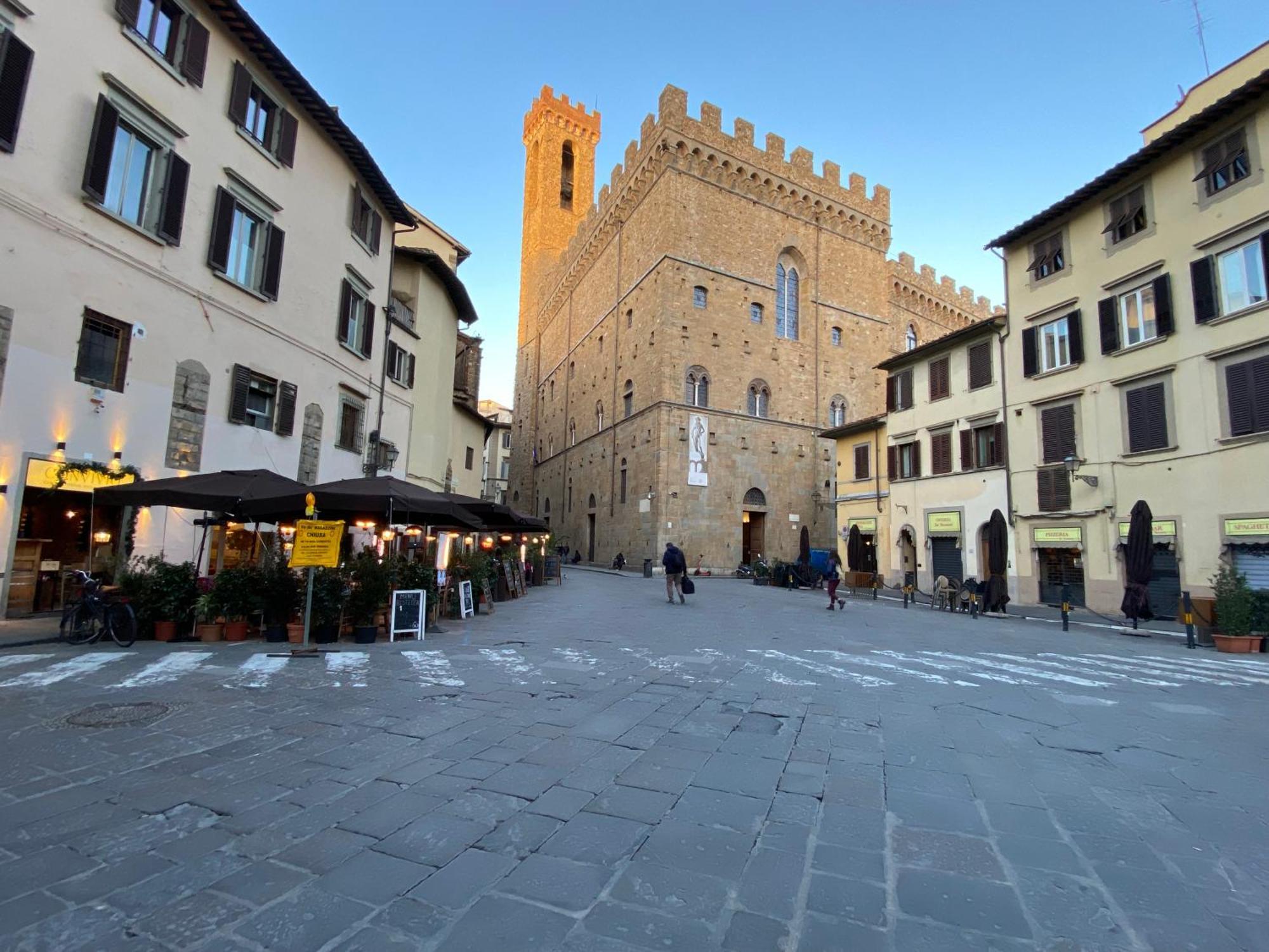 דירות Un Bacio A Firenze מראה חיצוני תמונה