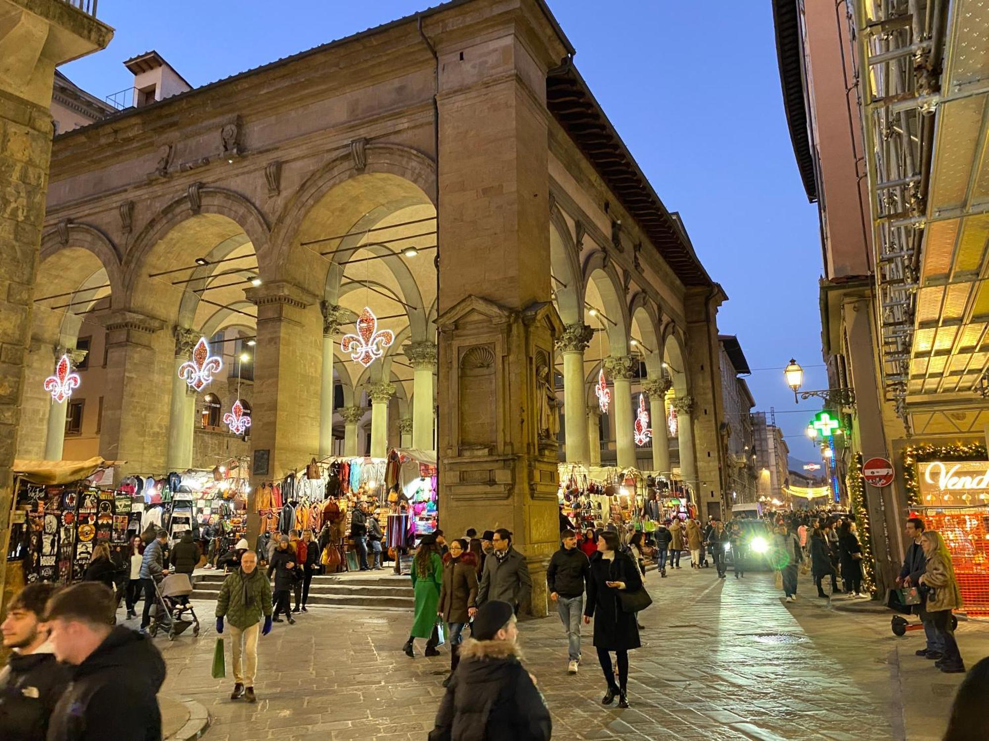 דירות Un Bacio A Firenze מראה חיצוני תמונה