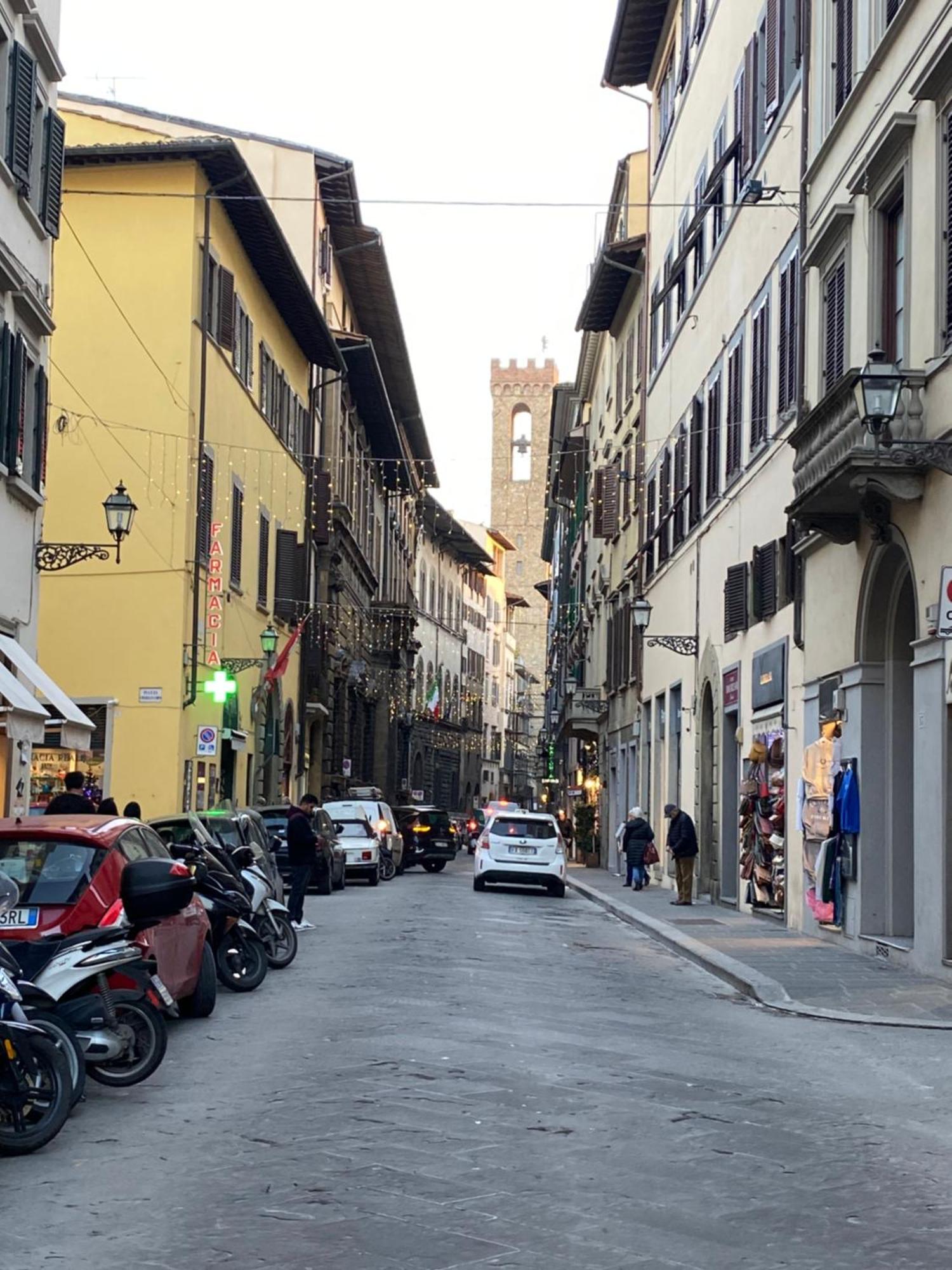 דירות Un Bacio A Firenze מראה חיצוני תמונה