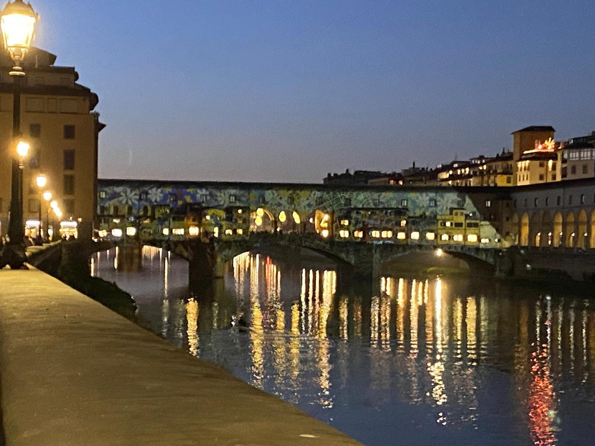 דירות Un Bacio A Firenze מראה חיצוני תמונה